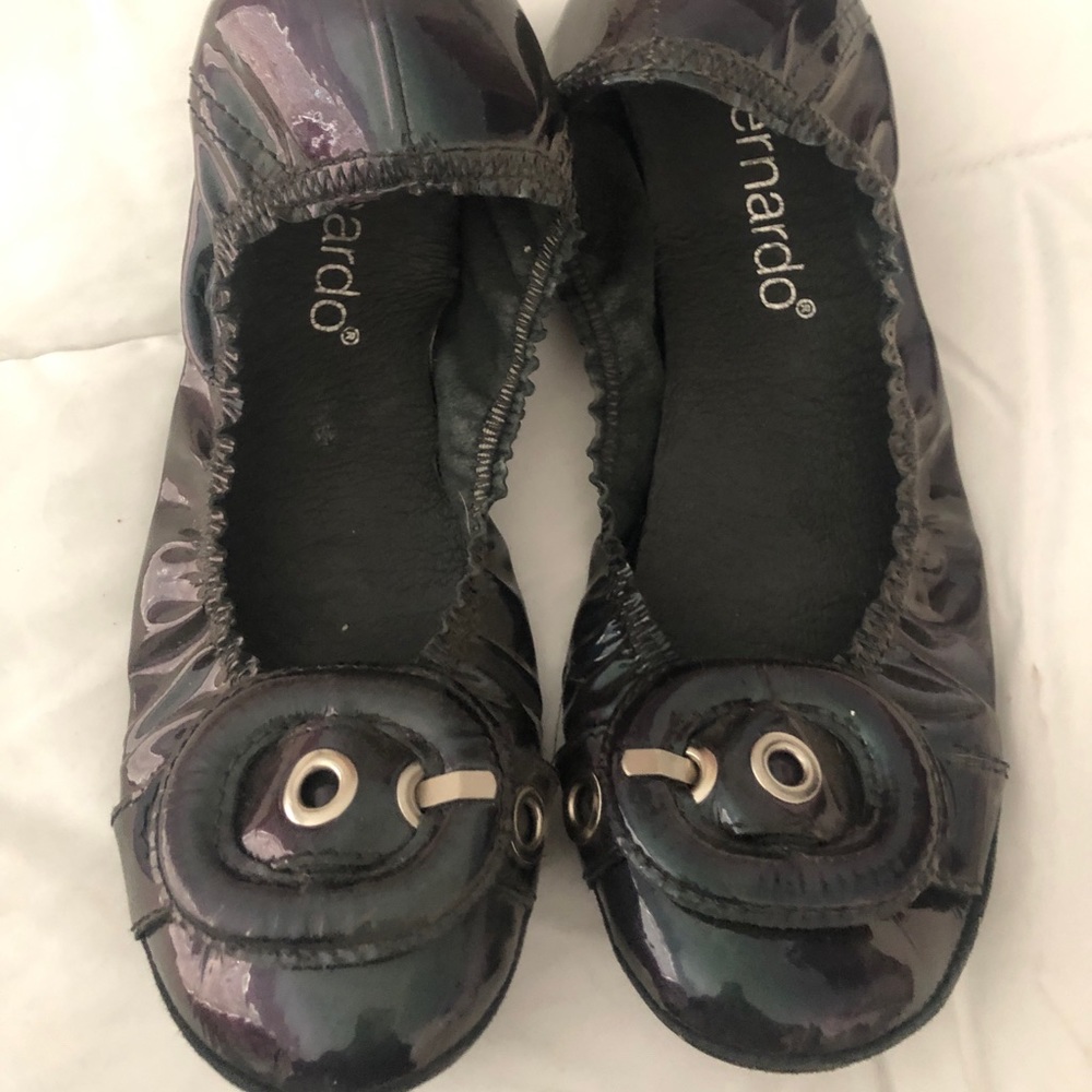 Bernardo Multi Color Flats US 8
